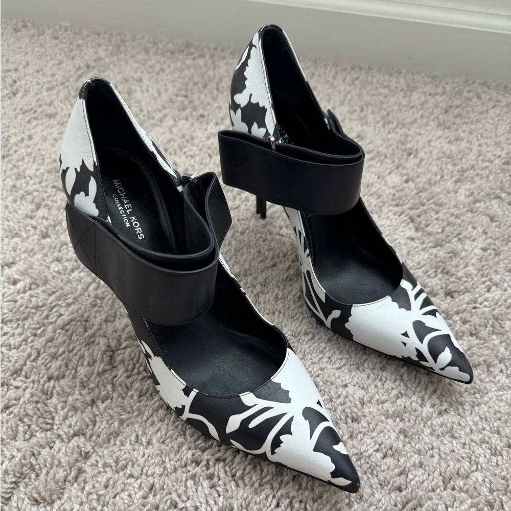 Michael Kors collection black/white heels size 37 1/2 - Picture 2 of 12
